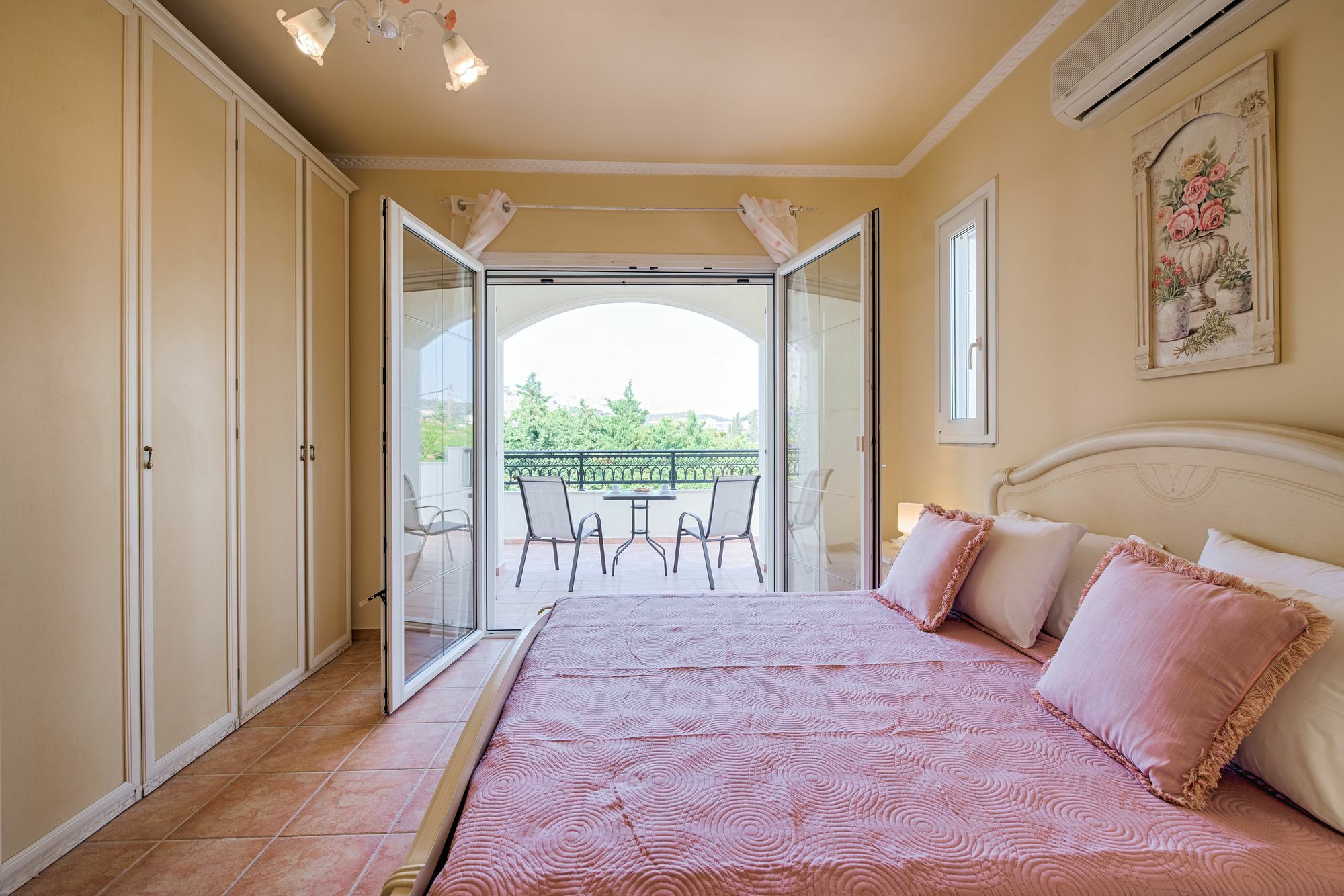 Royal Classico Villa *